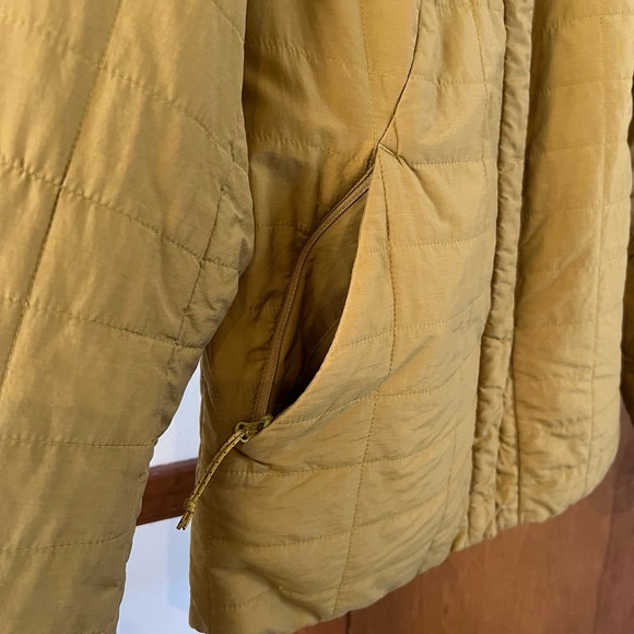 Mountain Hardwear Mustard Jacket - Picture 5 of 16